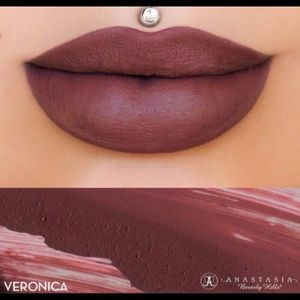 Anastasia Beverly Hills Makeup - Anastasia Beverly Hills lipstick Anastasia Beverly Hills Makeup - Anastasia Beverly Hills lipstick